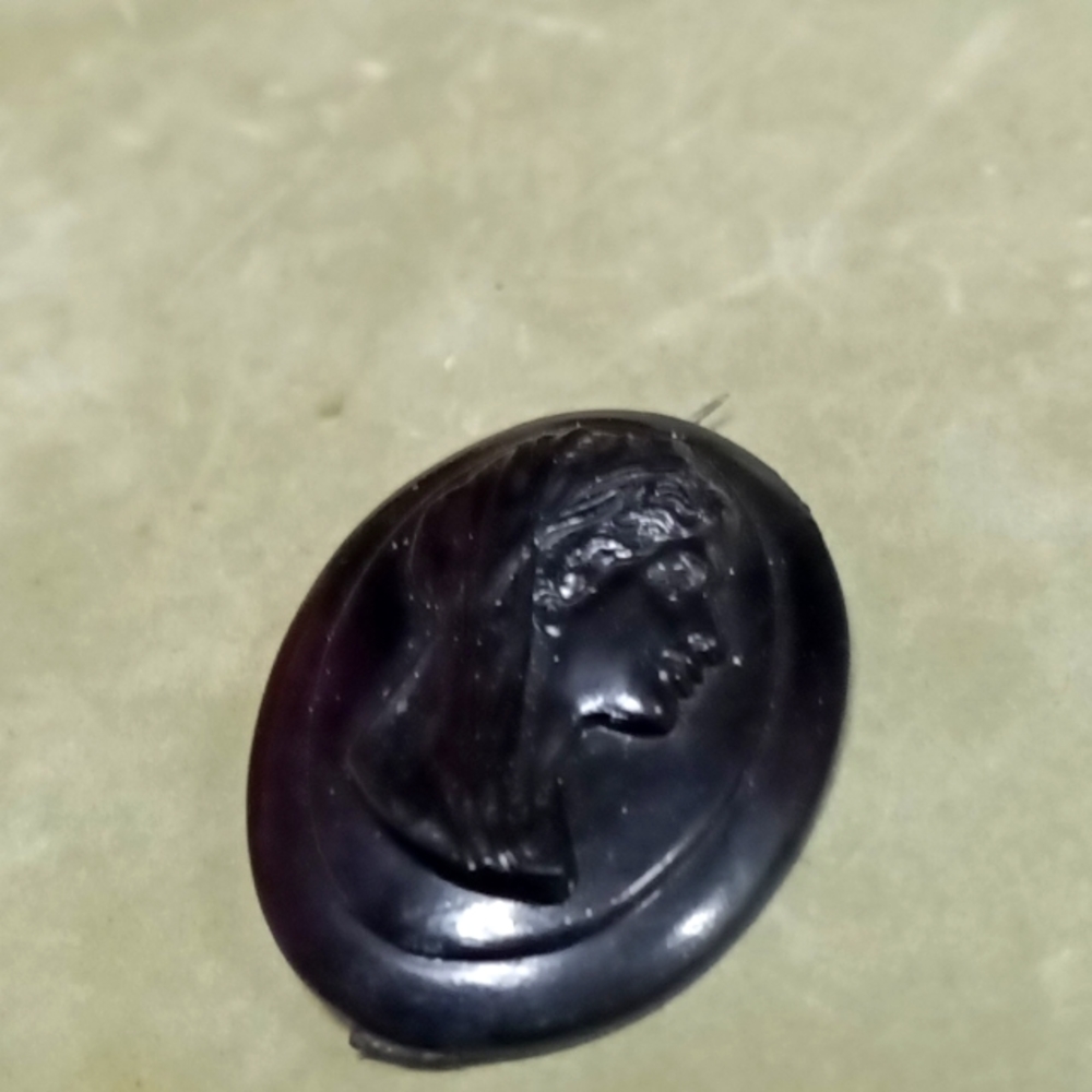 Antique  Victorian Jet  BLACK Lady Cameo Brooch Mourning Jewelry